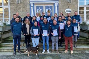 Insgesamt 17 Teilnehmer haben erfolgreich das DLG-Intensivseminar „Herdenmanager Milchpraxis“ absolviert, davon fünf mit Auszeichnung, © DLG